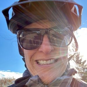 Meet your Posher, Jenny